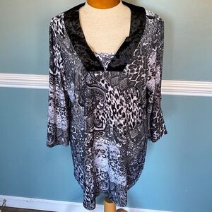 Cocomo Women's Plus Size Blouse 1XL Black & White Sleeve crushed velvet Collar